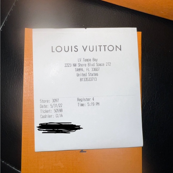 Louis Vuitton District Messenger Handbag Monogram Eclipse Canvas PM - Picture 6 of 9